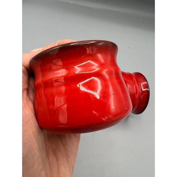 Vintage Metlox Red Ceramic Salt & Pepper Shakers 3" Diameter Floral Design - Picture 8 of 13